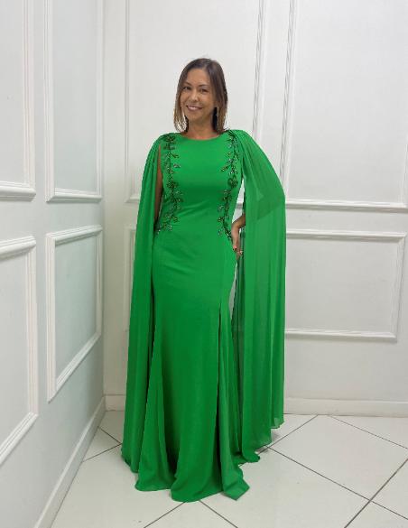 Vestido Verde Com Capa