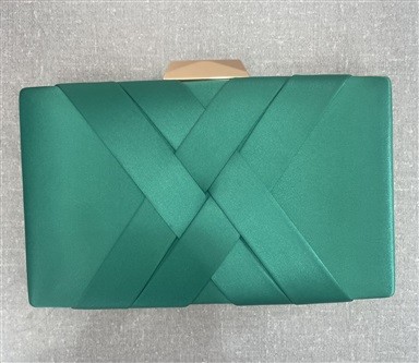 Clutch Verde Trançada na Frente