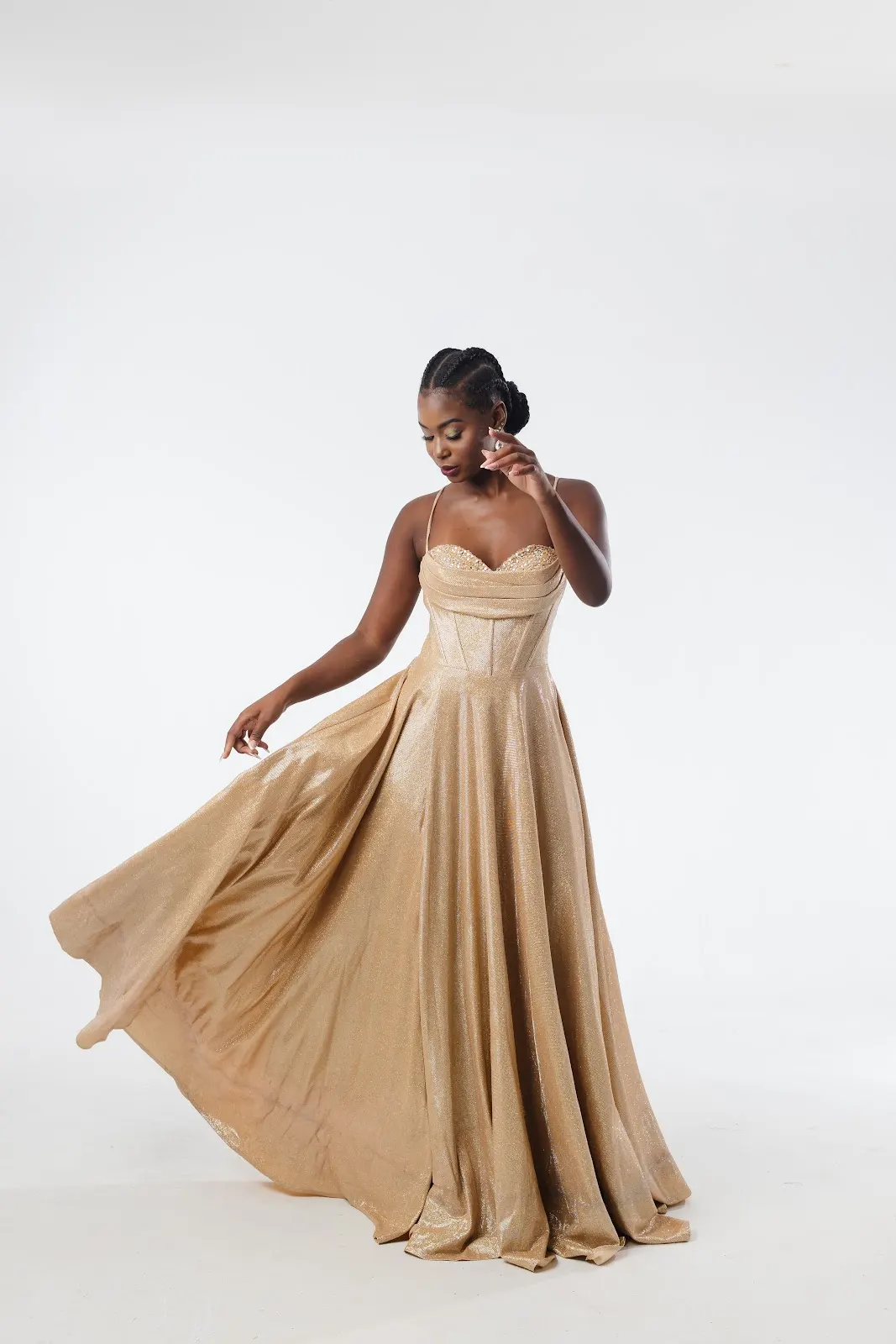 Vestido Dourado Saia Evasê Corset Bordado