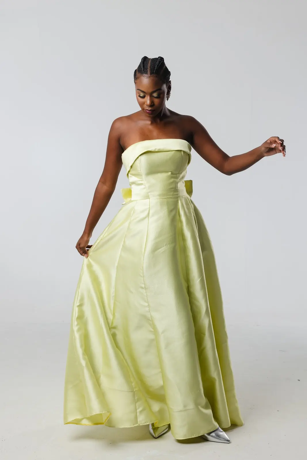 Vestido Verde Lima Princesa Laço Costas