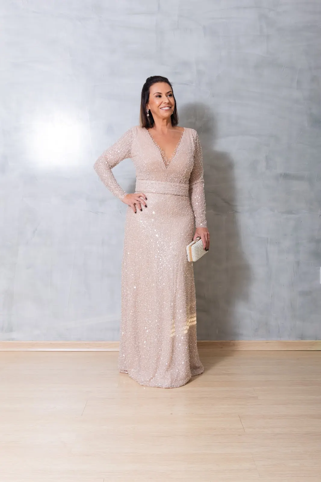 Vestido Manga Longa Bordado com Pérolas