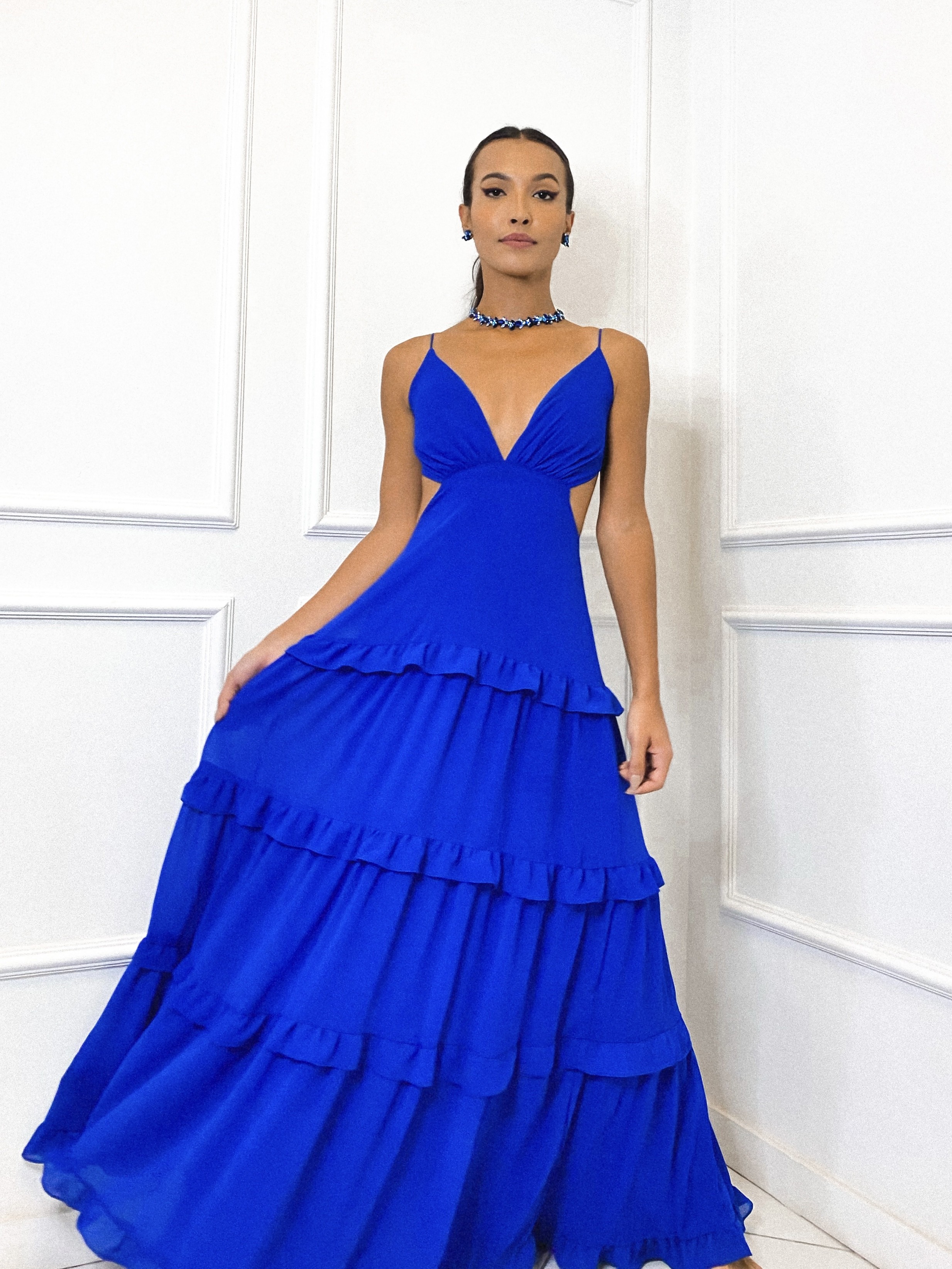 Vestido Azul Royal Fluido com Babados na Saia