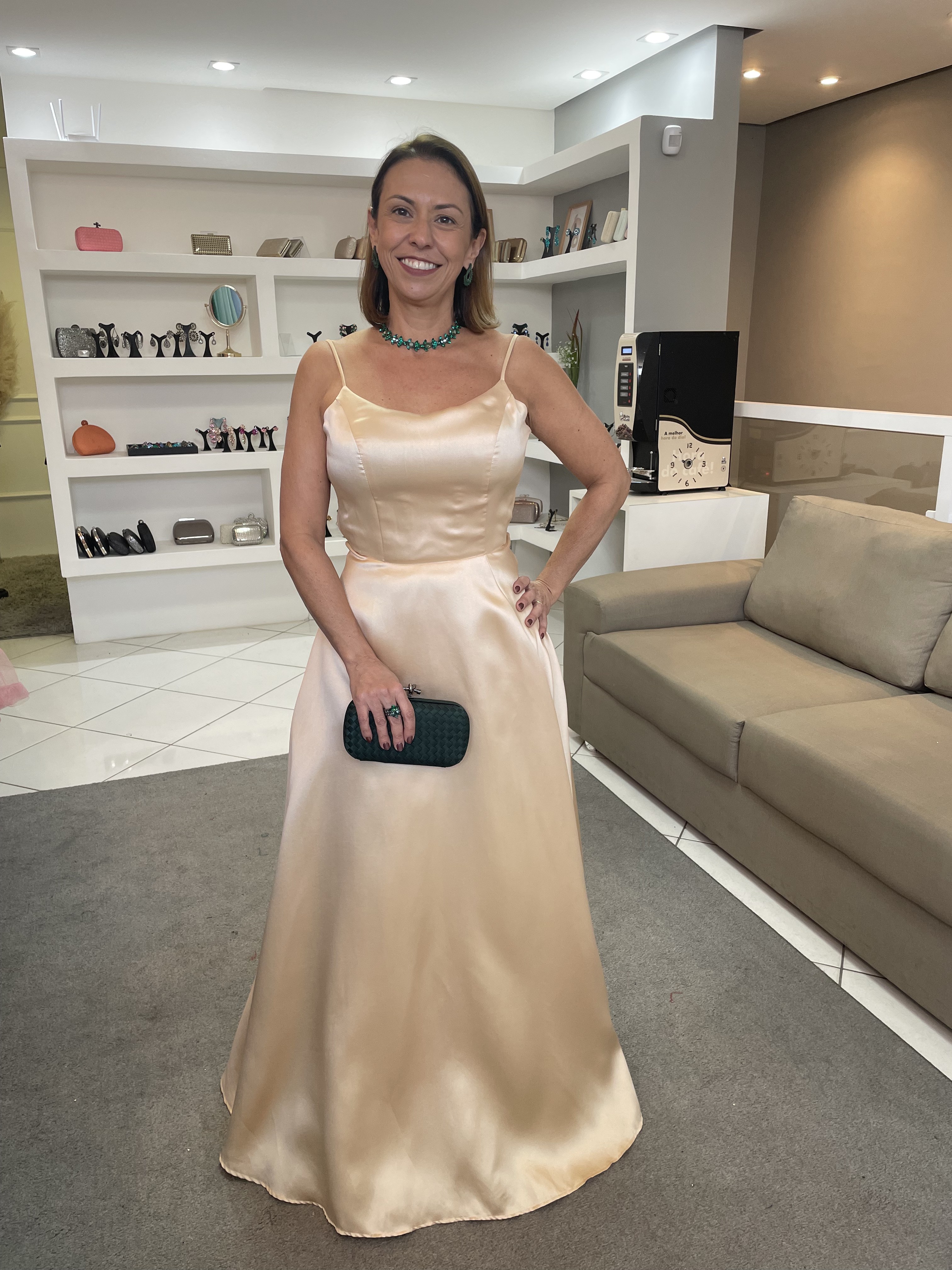 Vestido Dourado Princesa
