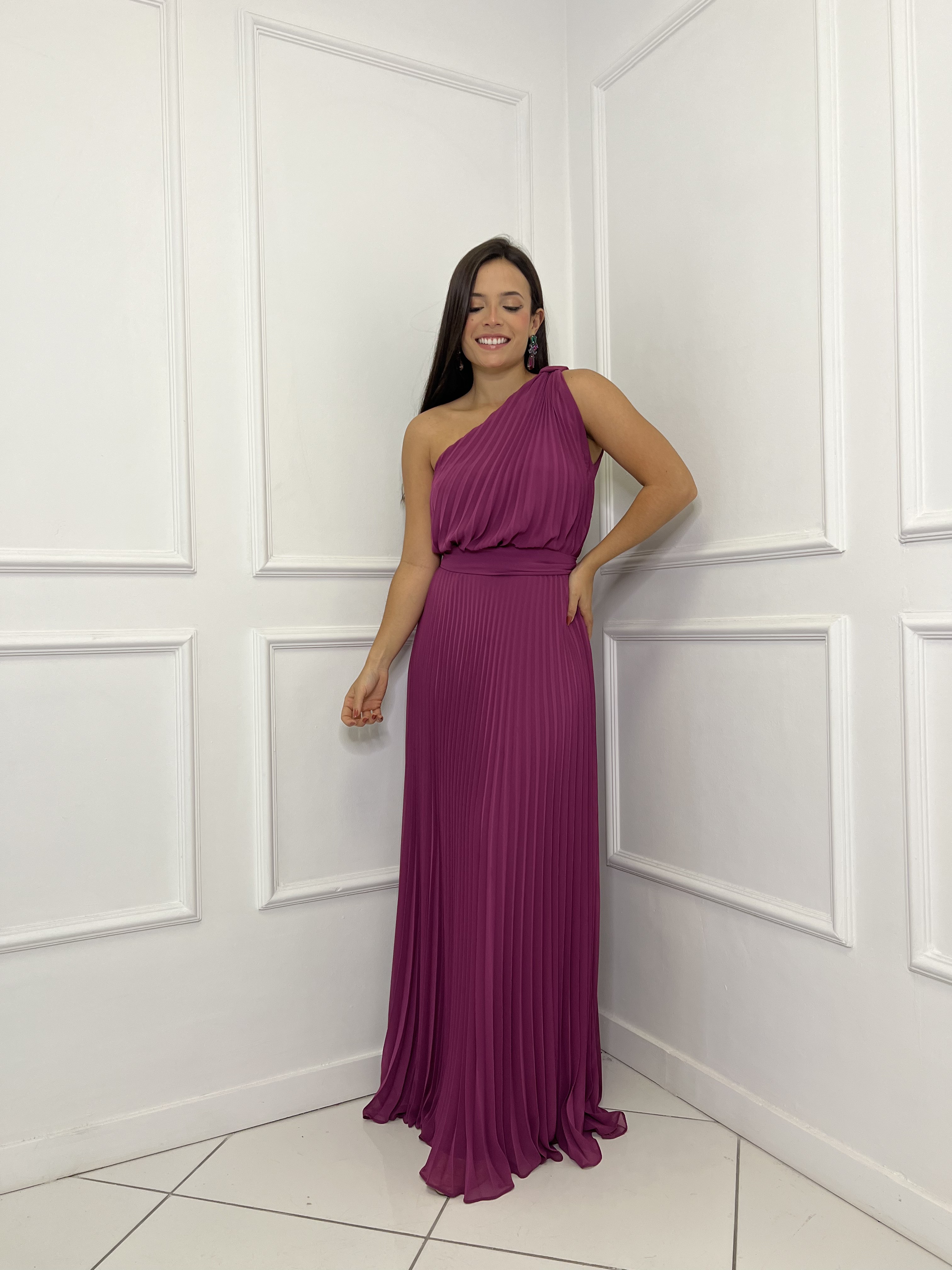 Vestido Fúcsia Plissado Um Ombro Só