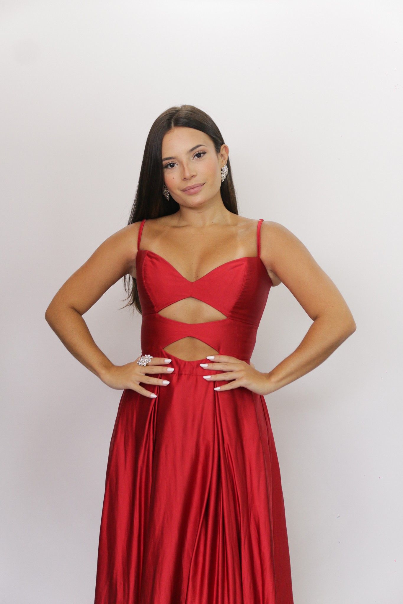 Agilitá - Vestido Vermelho com Recortes Frontais