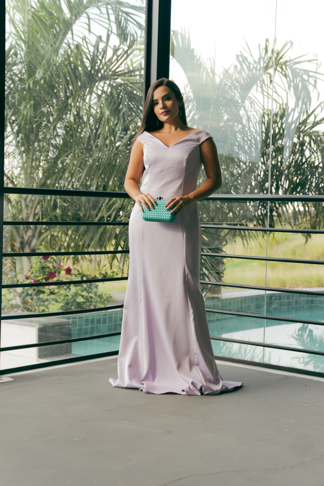 Vestido Lavanda Decote Redondo