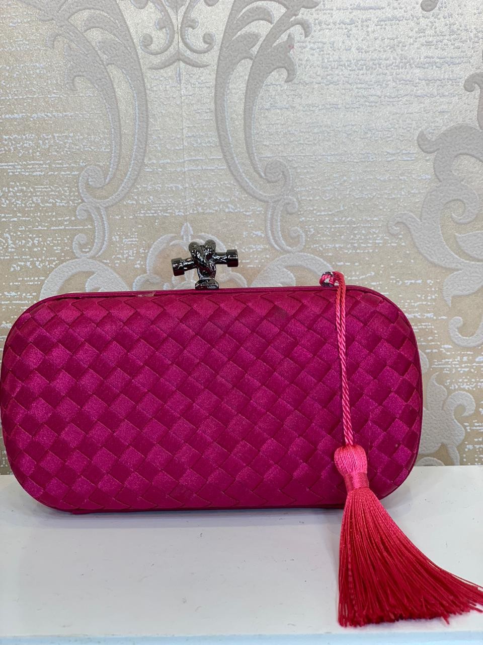 Clutch - Veneta Pink