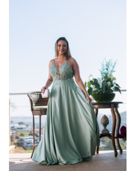 Vestido Verde Menta Tronco Bordado com Bolso