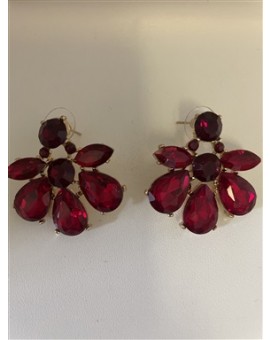 Brinco Vermelho Pedras