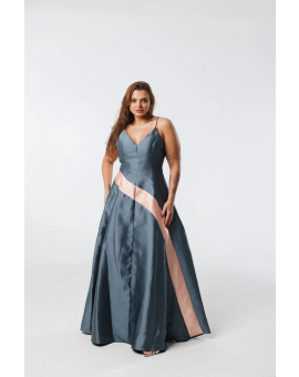 Vestido Cinza com Faixa Rosê