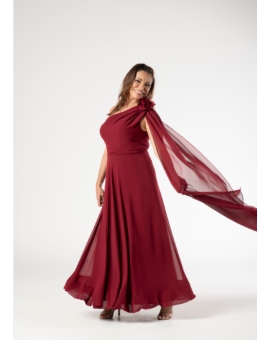 Vestido Marsala Ombro Único Broche Flor