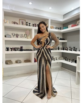 Vestido Bordado Uma Manga
