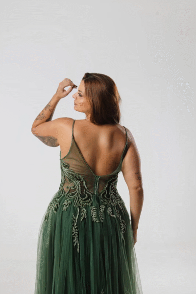 Vestido Tule Verde Oliva Alcinha Tronco Bordado - Imagem 2