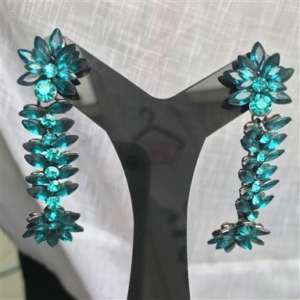 Brinco Azul Turquesa Comprido