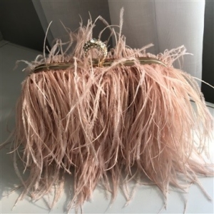 Clutch Plumas Rosa