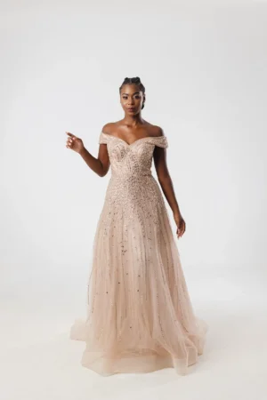 Vestido Rosa Claro Bordado