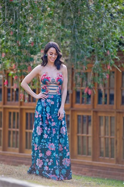 Vestido Floral Verde Bordado