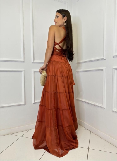 Vestido Terracota Plissado com Decote Cruzado - Imagem 2