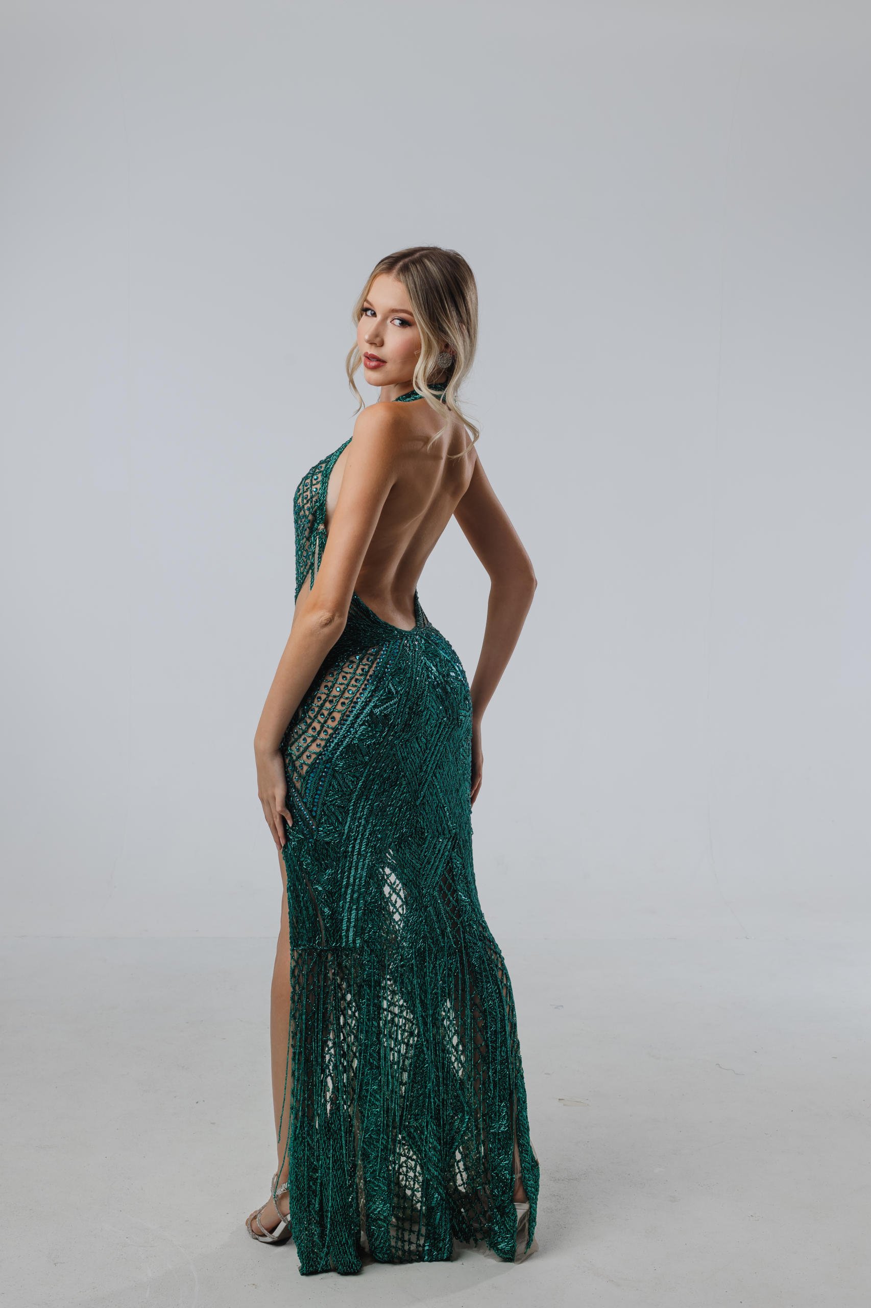 Longo Verde Esmeralda Bordado Frente Única Com Franja E Fenda - Imagem 3