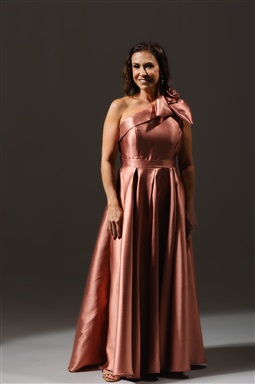 Longo Rosa Canela Ombro Único Com Flor Opcional