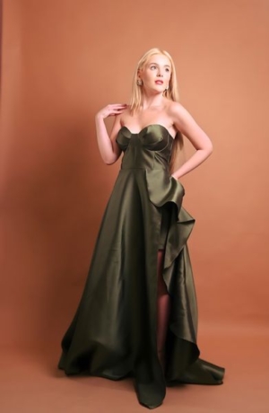 Alfaiataria Verde Oliva TQC Babado Com Saia Embaixo