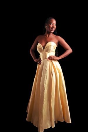 Longo Amarelo Manteiga TQC Saia Evasê Cinto Flor